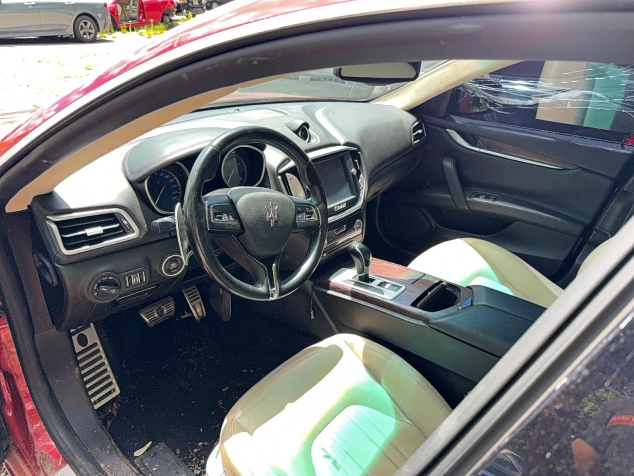 2015 Maserati Ghibli S Red vin: ZAM57RTA0F1140879