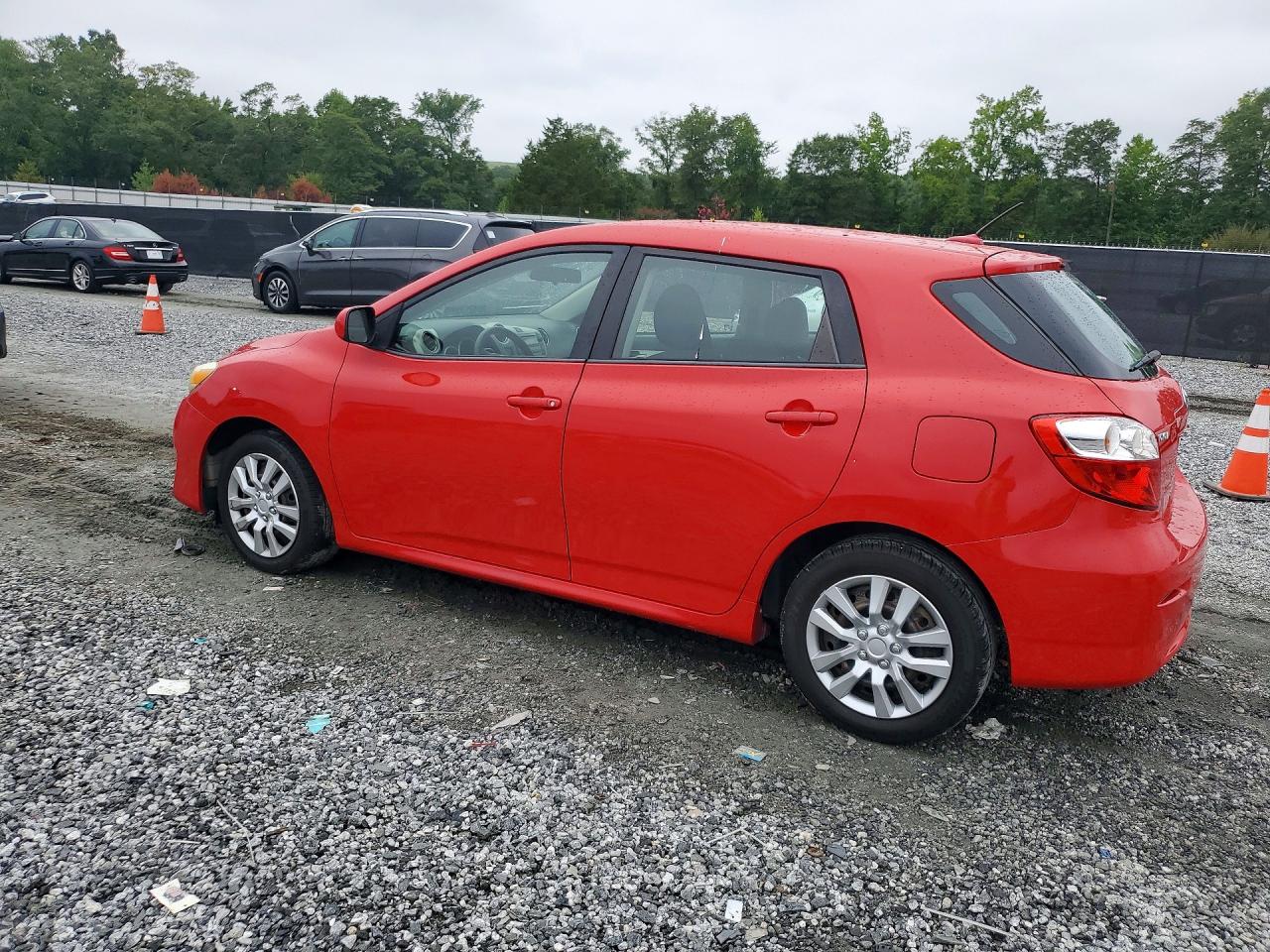 2009 Toyota Matrix Base Red vin: 2T1KU40E19C160648