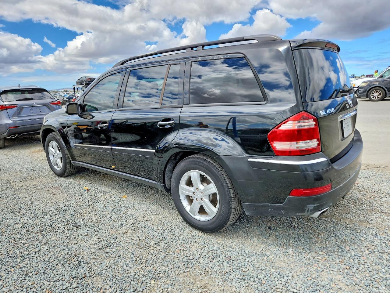 2007 Mercedes-benz Gl 450 4matic Черный vin: 4JGBF71EX7A175866