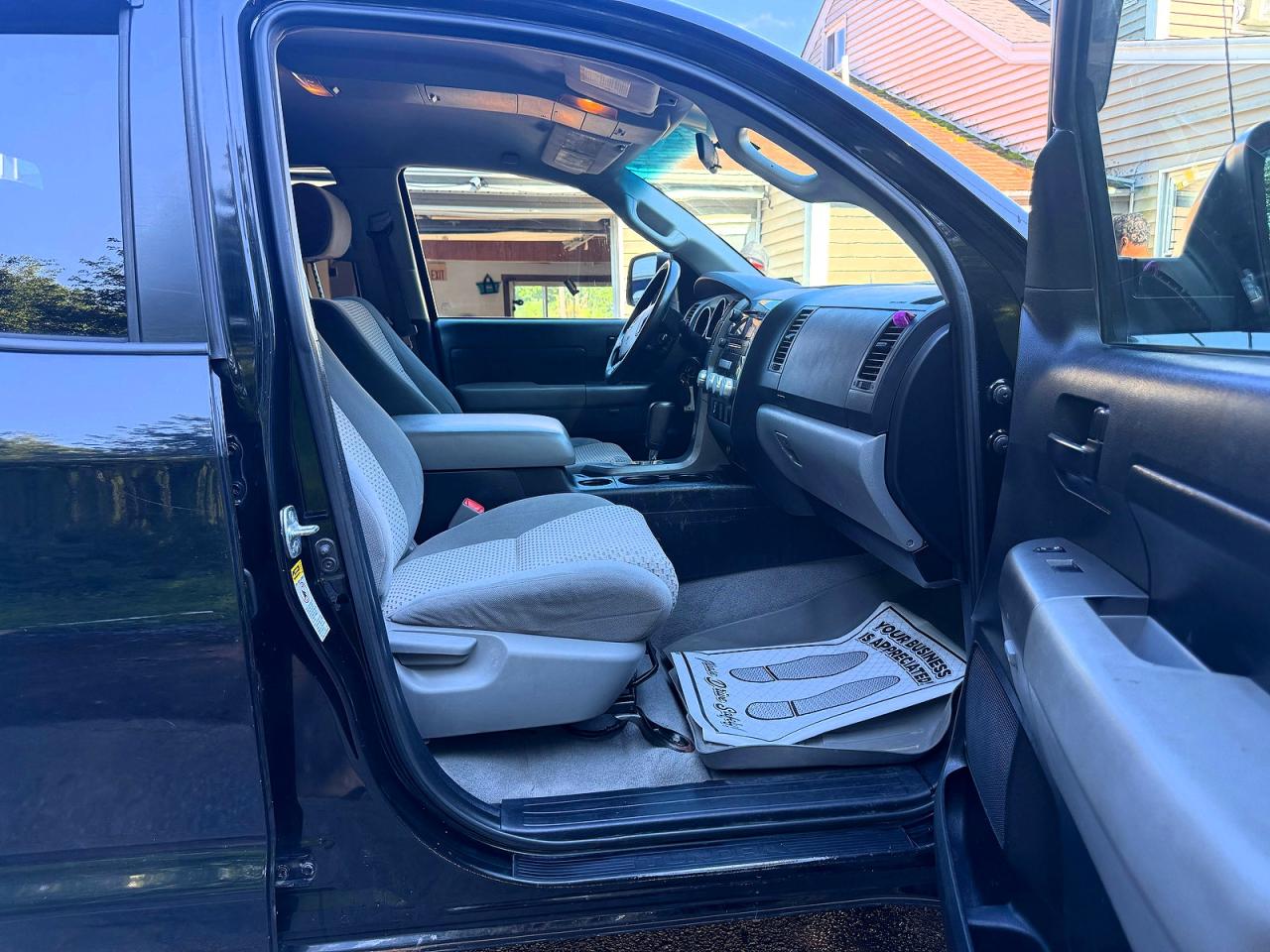 2010 Toyota Tundra Double Cab Sr5 Black vin: 5TFUM5F11AX001511
