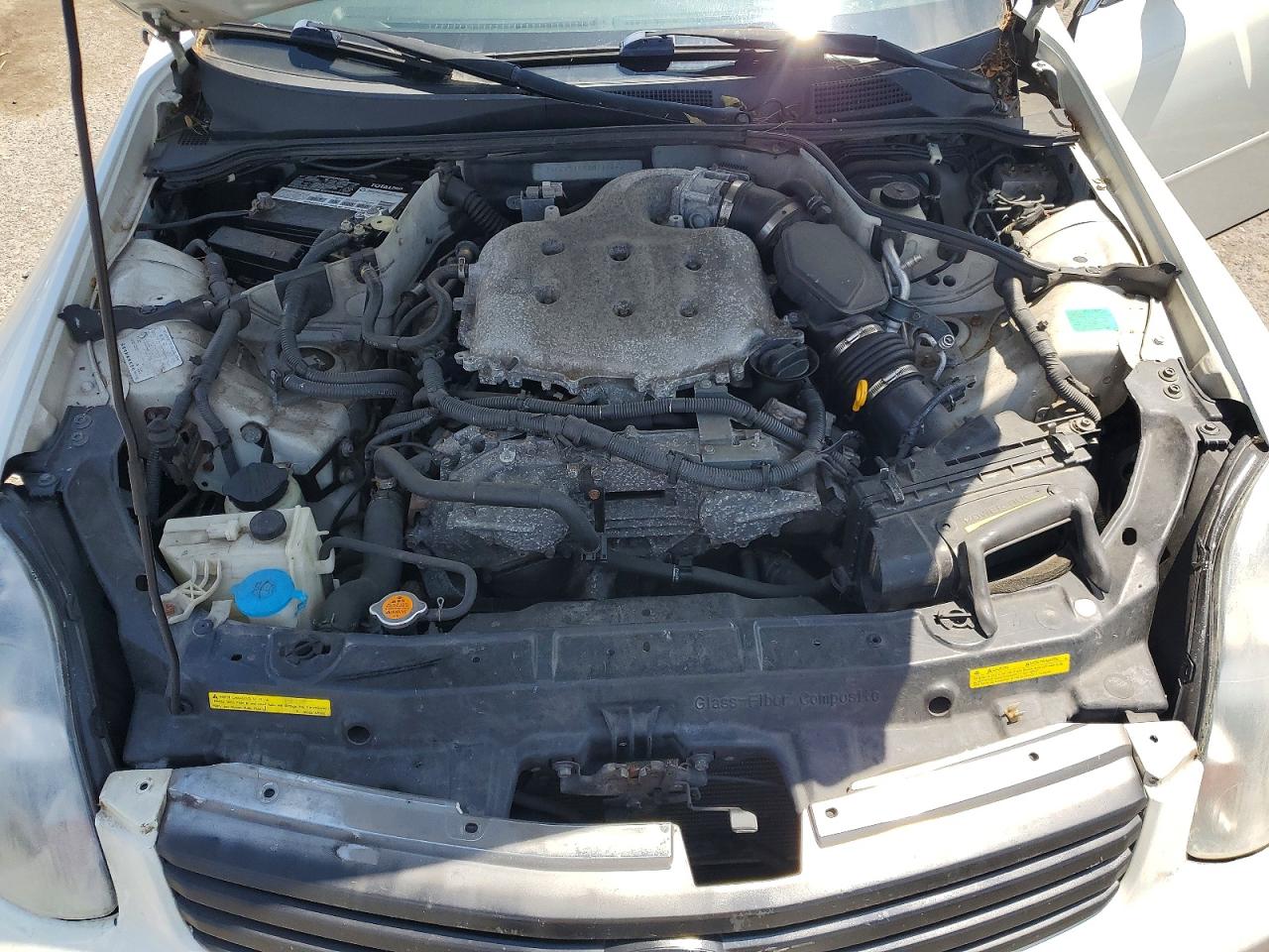 2004 Infiniti G35 Base Белый vin: JNKCV51F94M718464