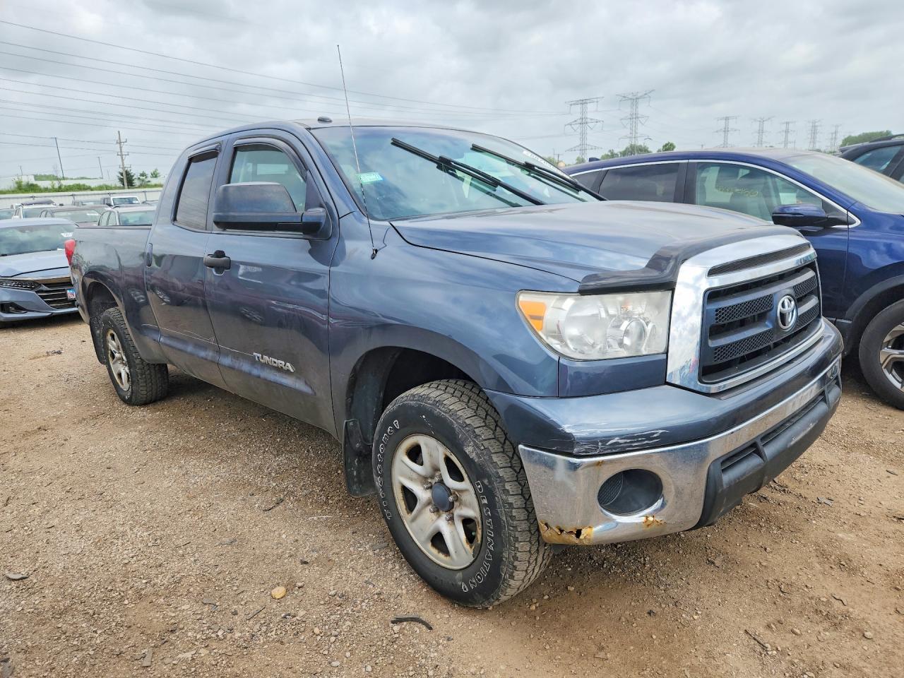 2010 Toyota Tundra Double Cab Sr5 Gray vin: 5TFUM5F10AX014427