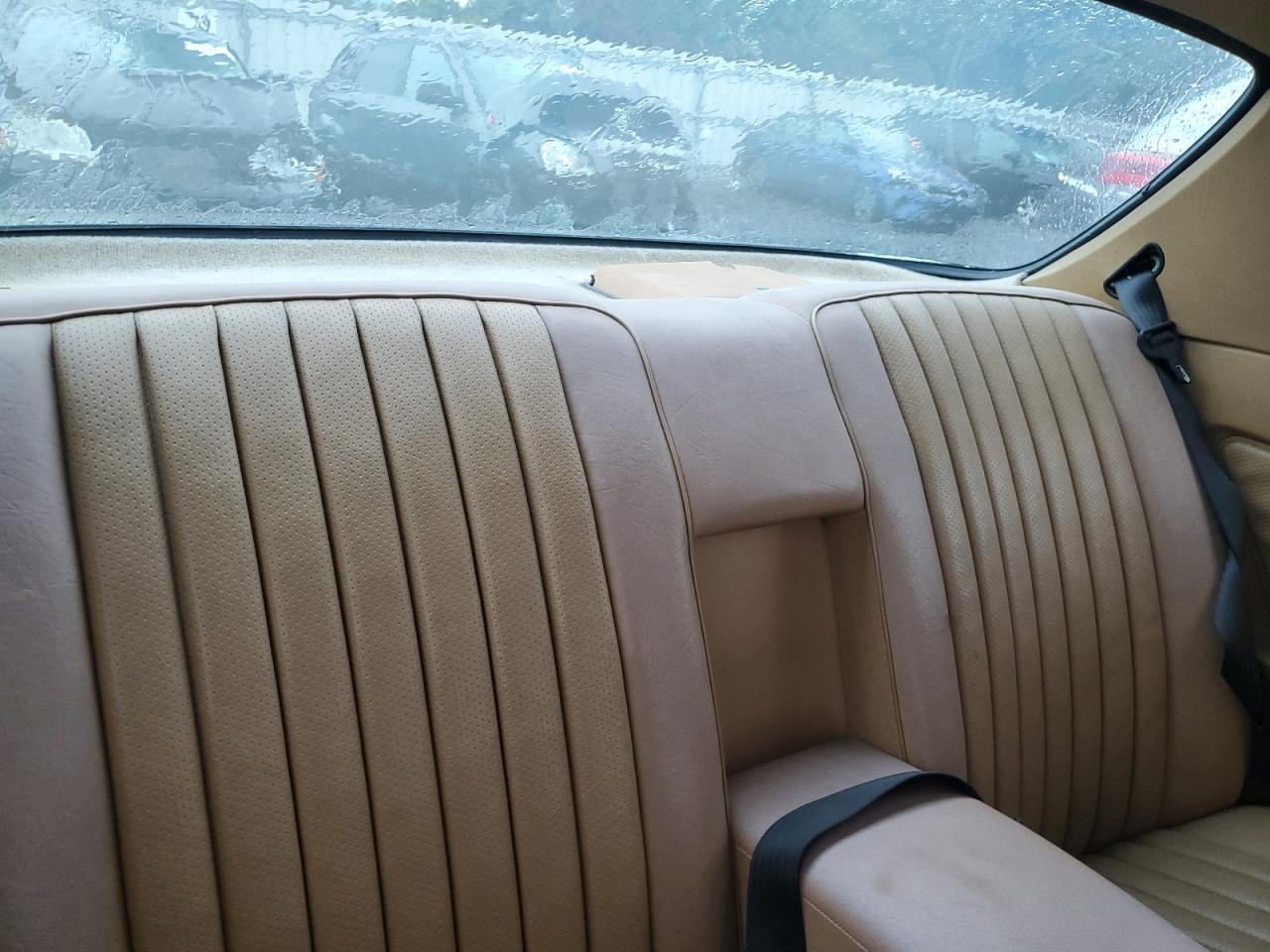 1984 Mercedes-benz 300 Cdt Золотой vin: WDBAB53A1EA138940