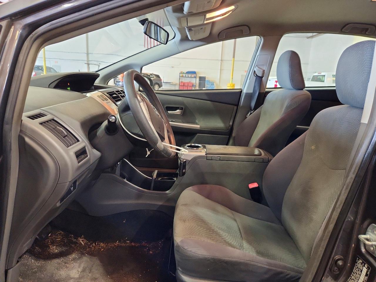 2013 Toyota Prius V Three Gray vin: JTDZN3EU9D3221395