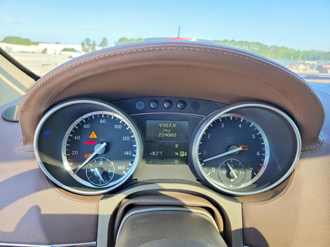2011 Mercedes-benz Gl 450 4matic White vin: 4JGBF7BEXBA641156