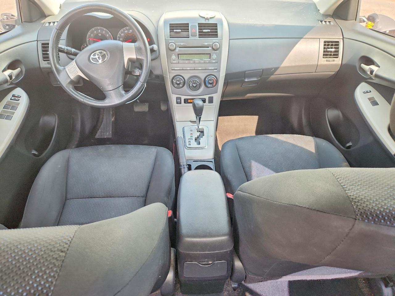 2010 Toyota Corolla S White vin: 2T1BU4EE4AC402068