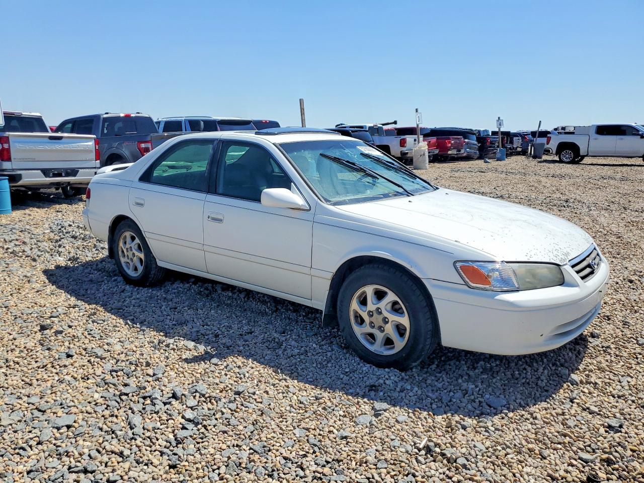 2000 Toyota Camry Le V6 White vin: 4T1BF22K9YU944168