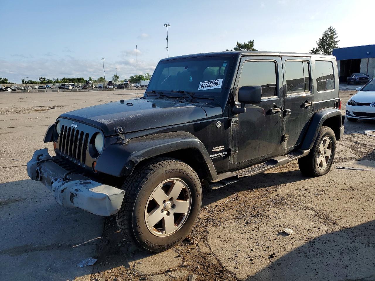 2008 Jeep Wrangler Unlimited Sahara Black vin: 1J4GA59108L552770