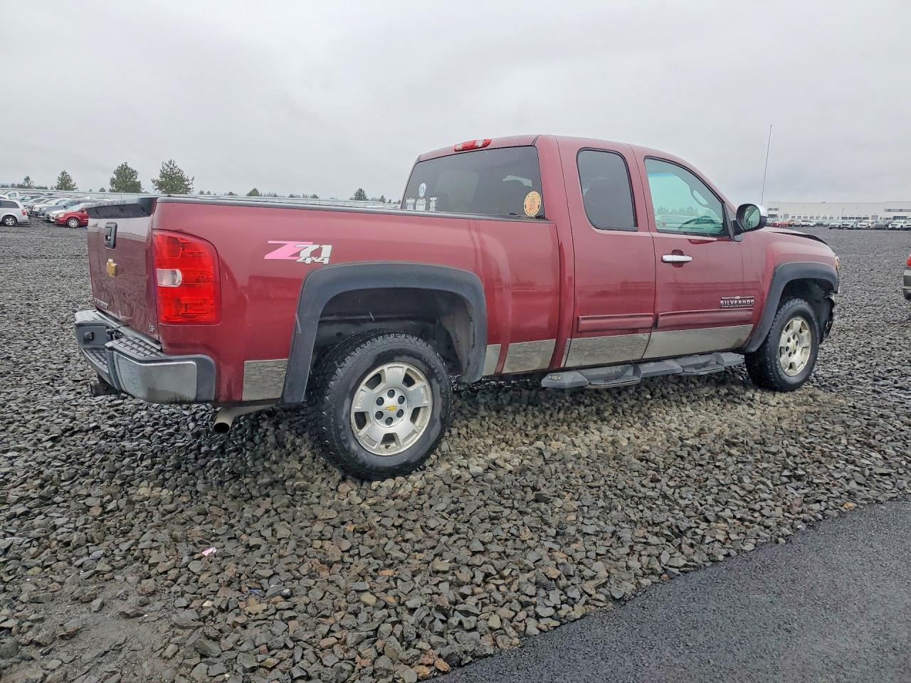 2013 Chevrolet Silverado K1500 Ls Maroon vin: 1GCRKREA0DZ385617