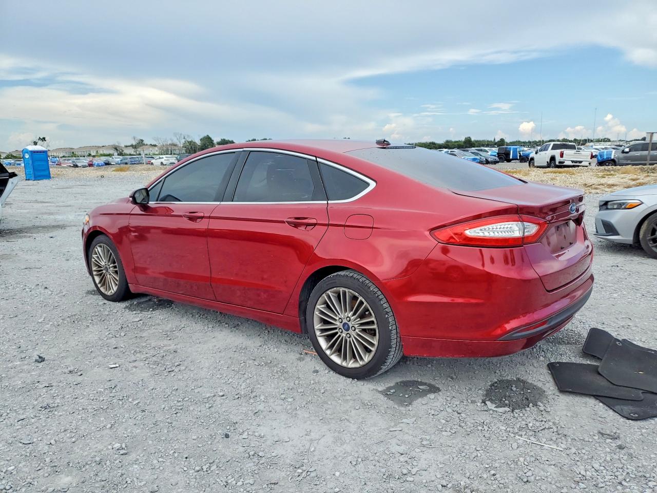 2015 Ford Fusion Se Burgundy vin: 3FA6P0HD3FR109919