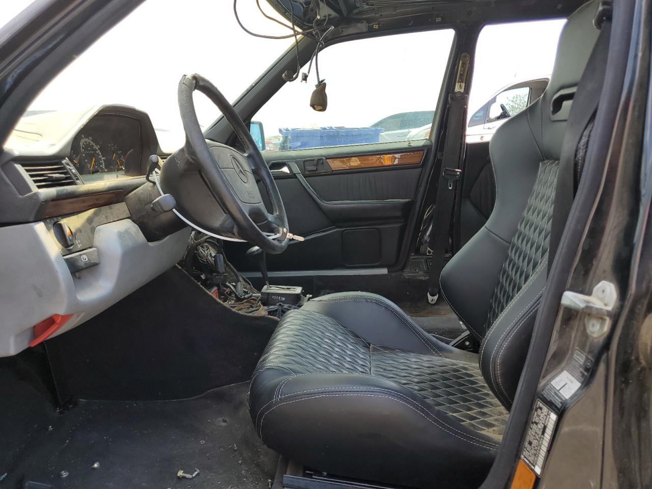 1994 Mercedes-benz E 320 Black vin: WDBEA32E9RC080616