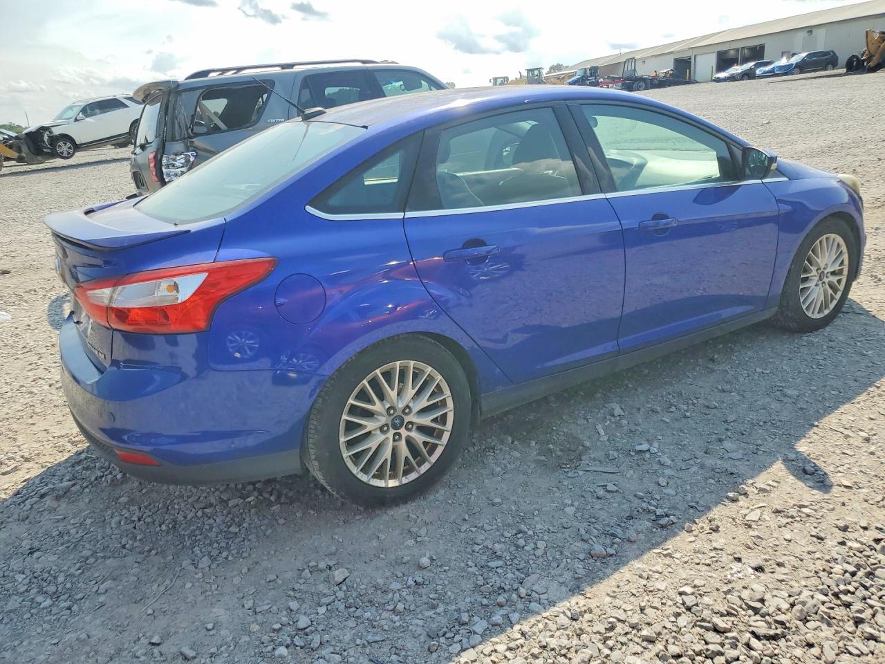 2014 Ford Focus Titanium Blue vin: 1FADP3J27EL232444