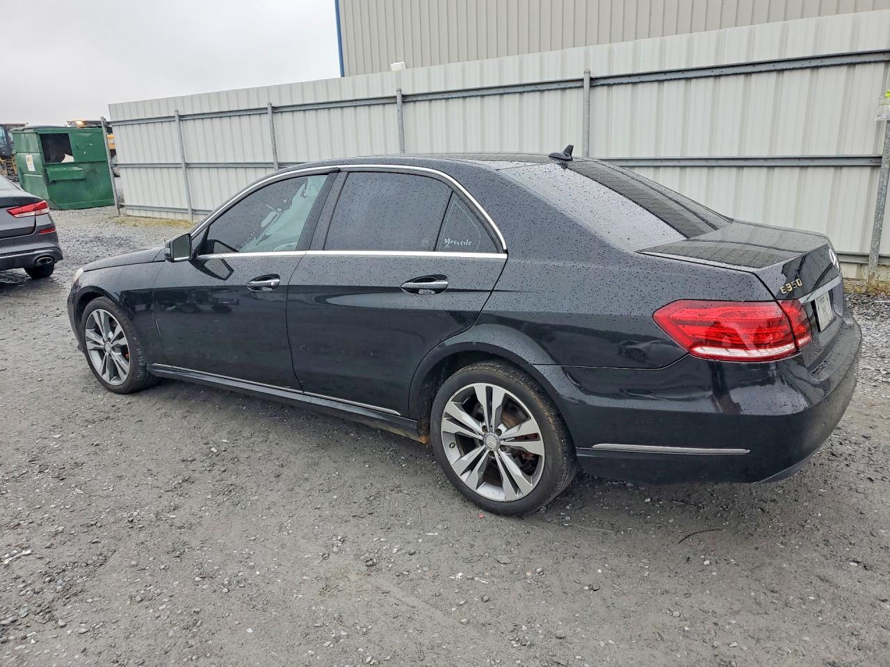 2014 Mercedes-benz E 350 Black vin: WDDHF5KB2EA849485