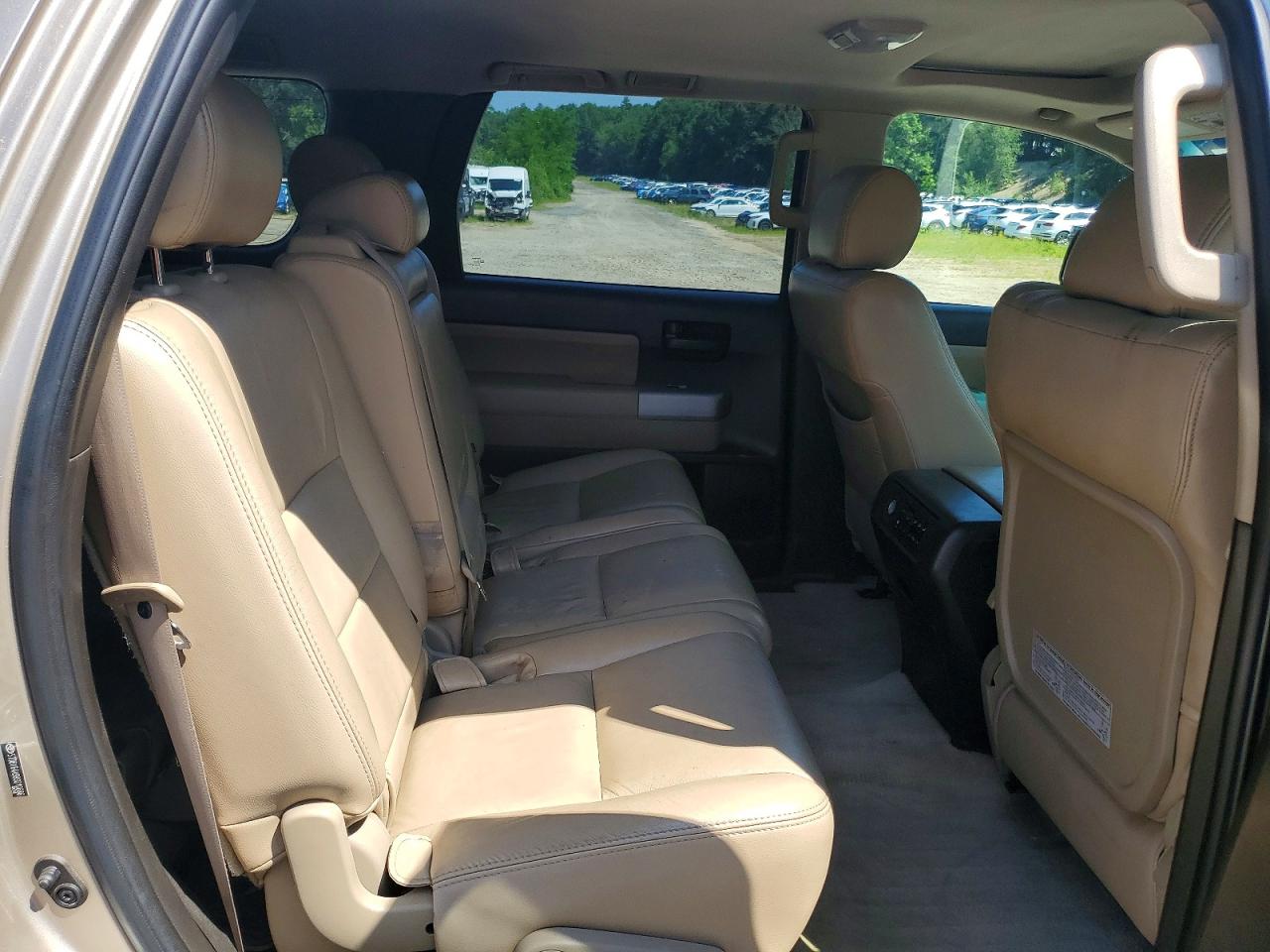 2008 Toyota Sequoia Sr5 Gold vin: 5TDBY64A98S010686
