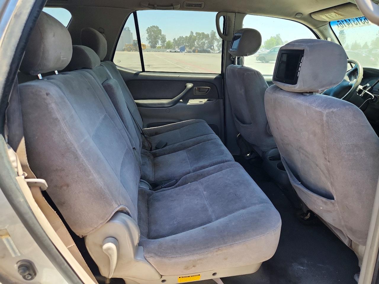 2001 Toyota Sequoia Sr5 Tan vin: 5TDZT34A71S020635
