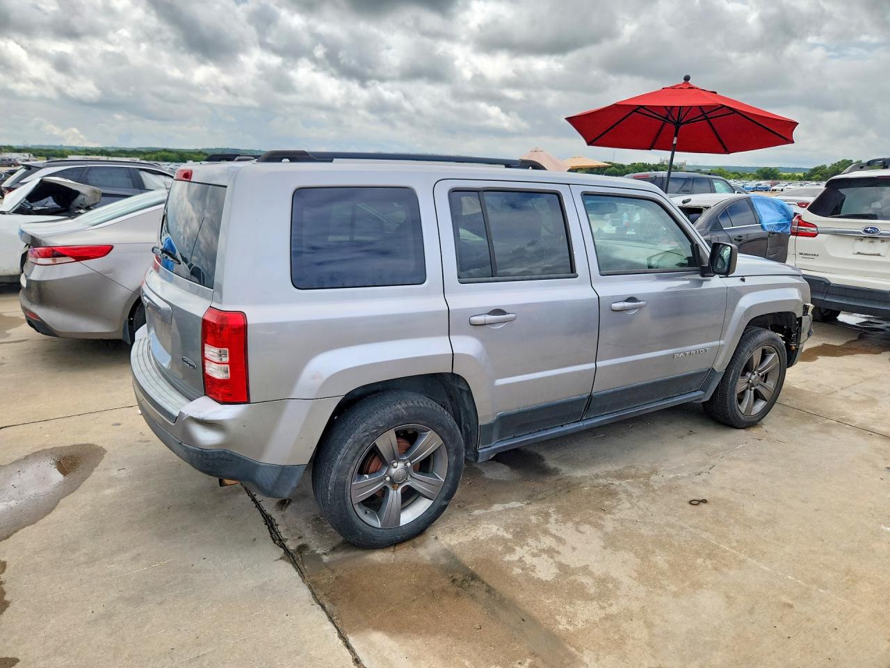 2015 Jeep Patriot Latitude Gray vin: 1C4NJPFA0FD126338