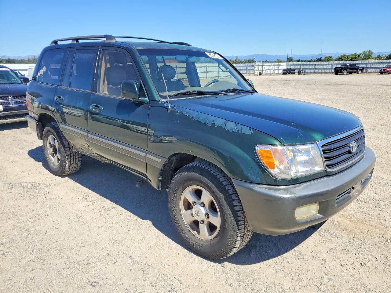 1999 Toyota Land Cruiser Base Green vin: JT3HT05J7X0068905