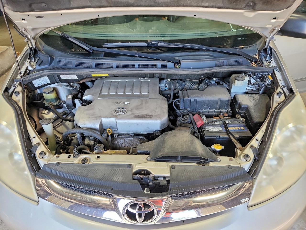 2008 Toyota Sienna Xle Limited Серебряный vin: 5TDZK22CX8S183145