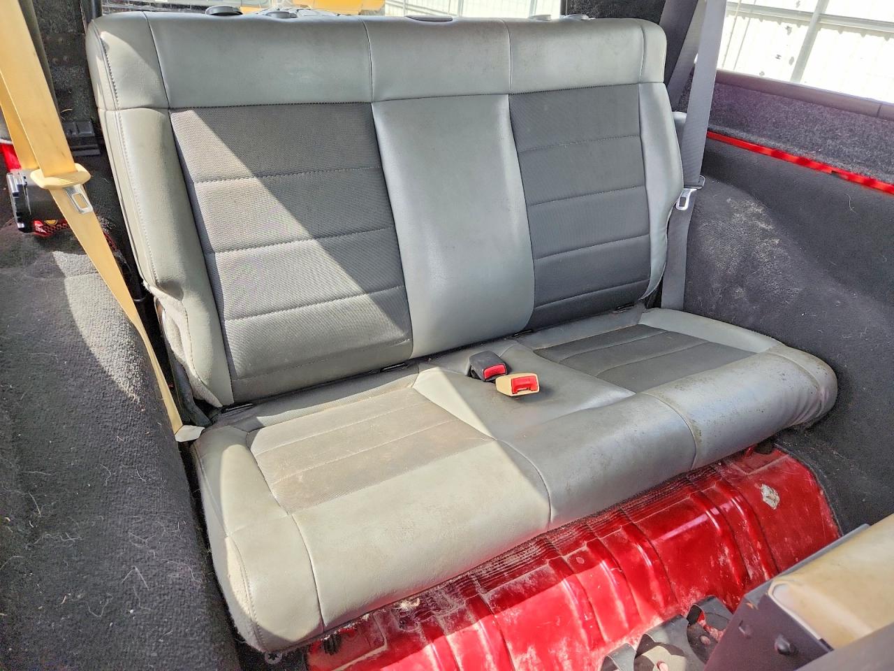 2008 Jeep Wrangler X Red vin: 1J4FA24158L624371