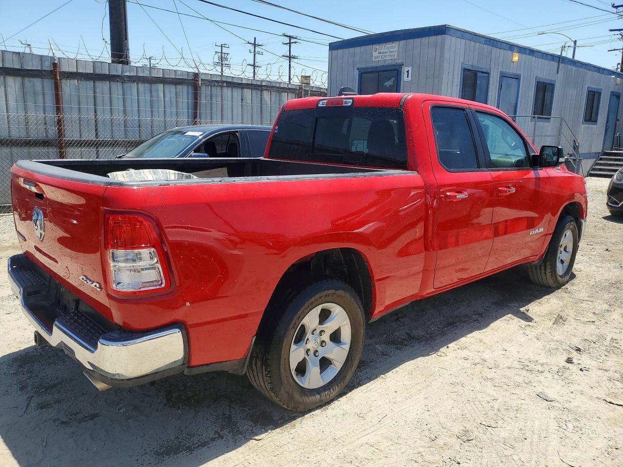 2020 Ram 1500 Big Horn Красный vin: 1C6SRFBT8LN253395