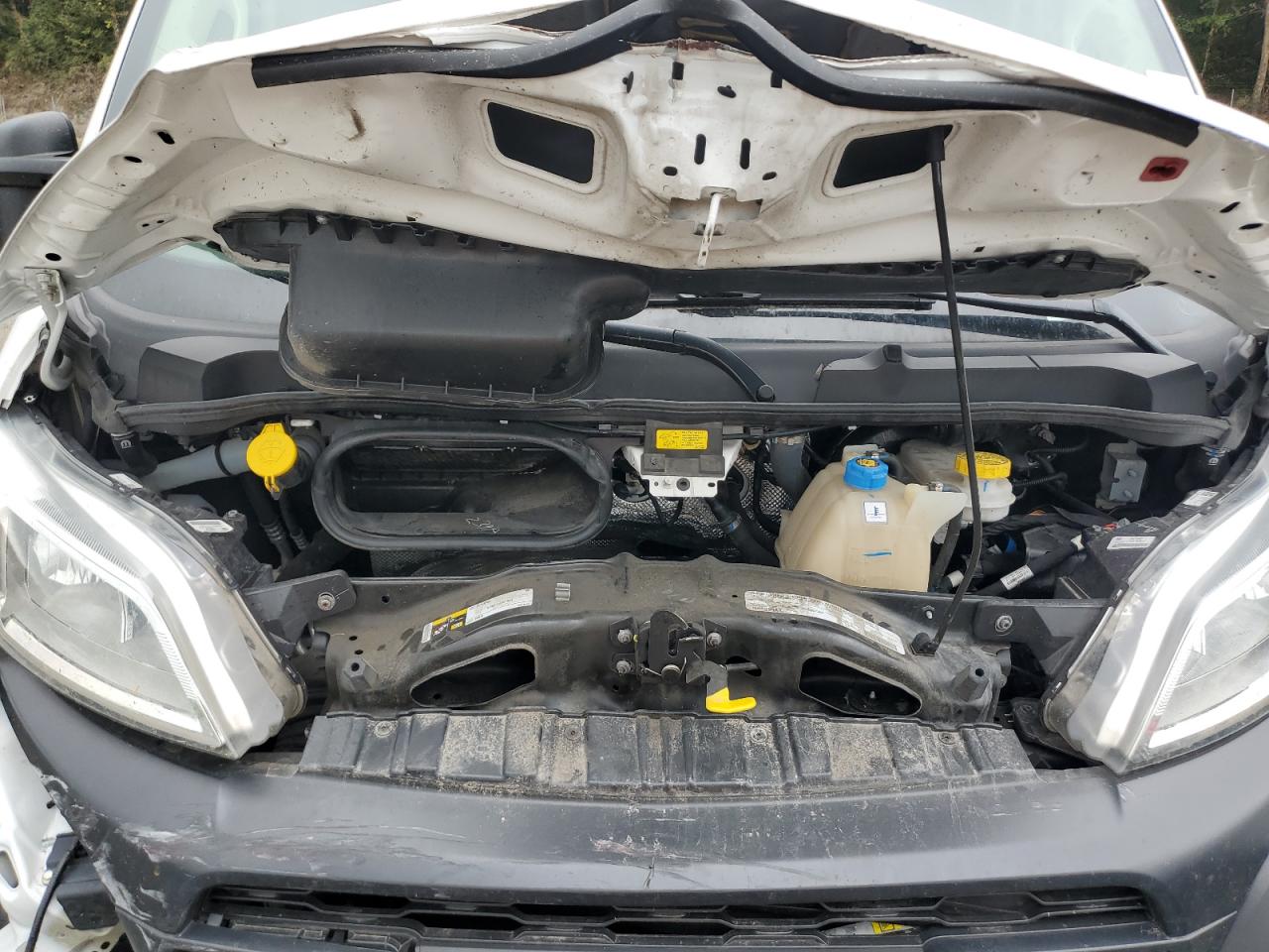 2025 Ram Promaster 2500 2500 High White vin: 3C6LRVDG1SE521527