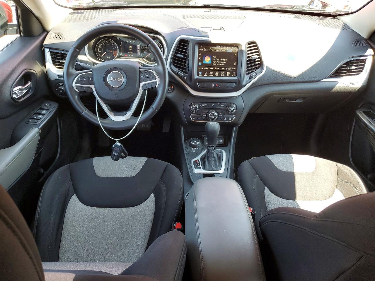 2014 Jeep Cherokee Latitude Red vin: 1C4PJMCS9EW196847