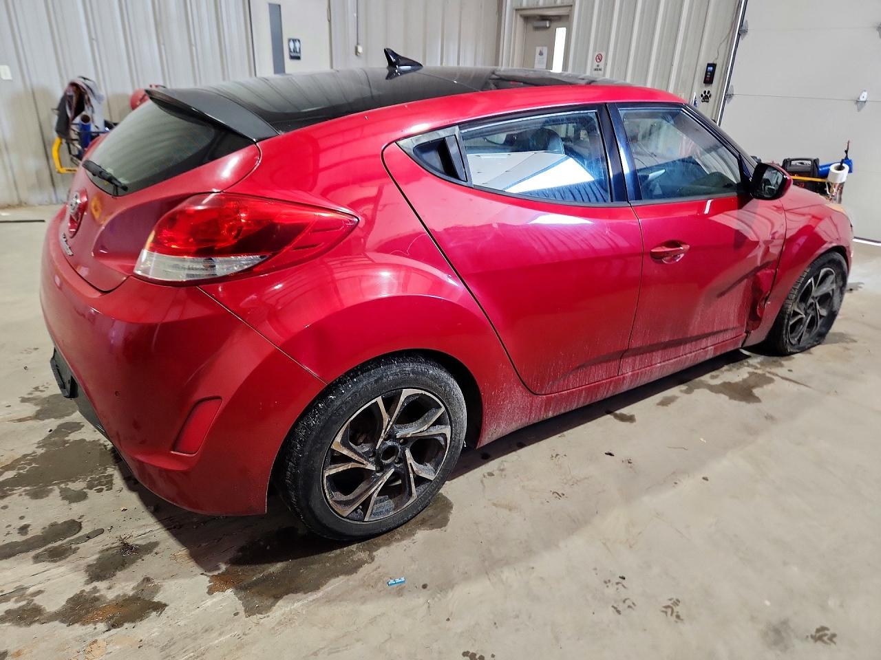 2012 Hyundai Veloster Base Red vin: KMHTC6AD9CU051580