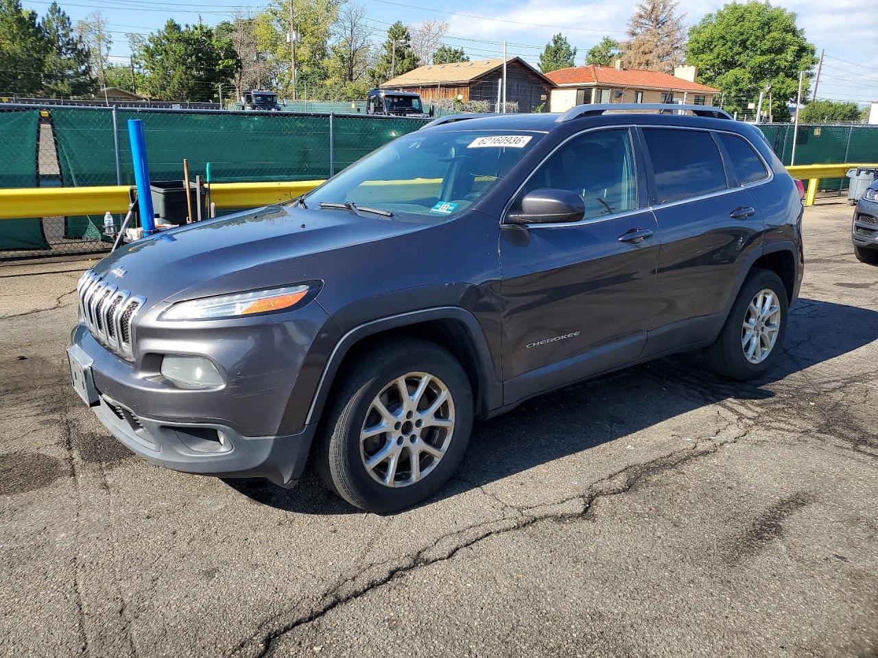 2014 Jeep Cherokee Latitude Gray vin: 1C4PJMCBXEW167714