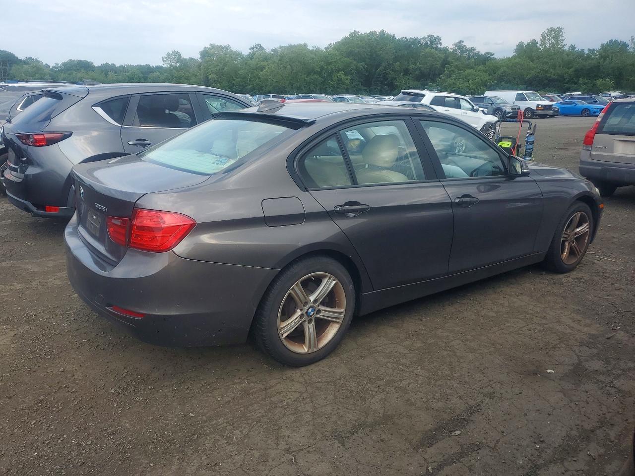 2013 Bmw 328 Xi Sulev Gray vin: WBA3B5C55DF594192