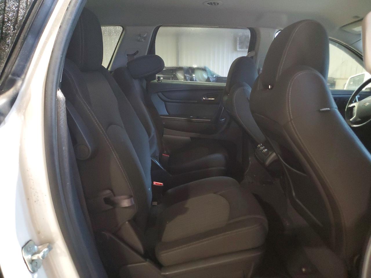 2014 Chevrolet Traverse Lt White vin: 1GNKVGKDXEJ337819