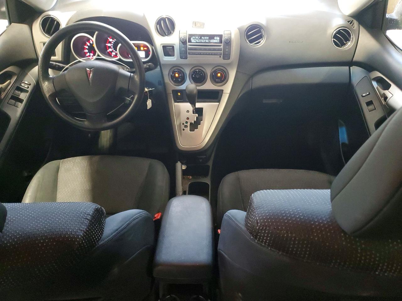 2010 Pontiac Vibe Silver vin: 5Y2SP6E09AZ413936