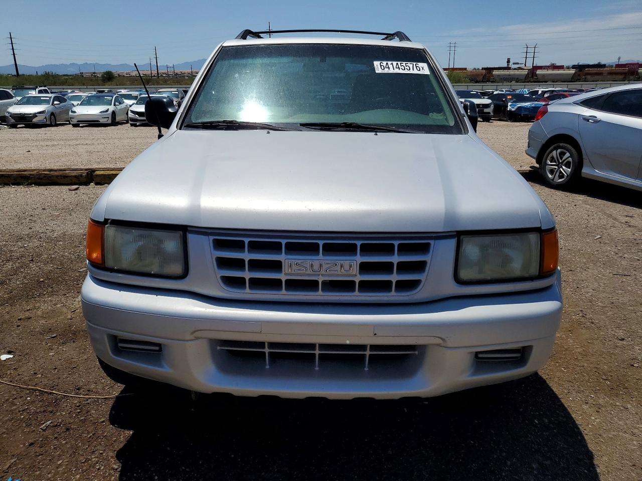 1998 Isuzu Rodeo S Silver vin: 4S2CK58W9W4306956