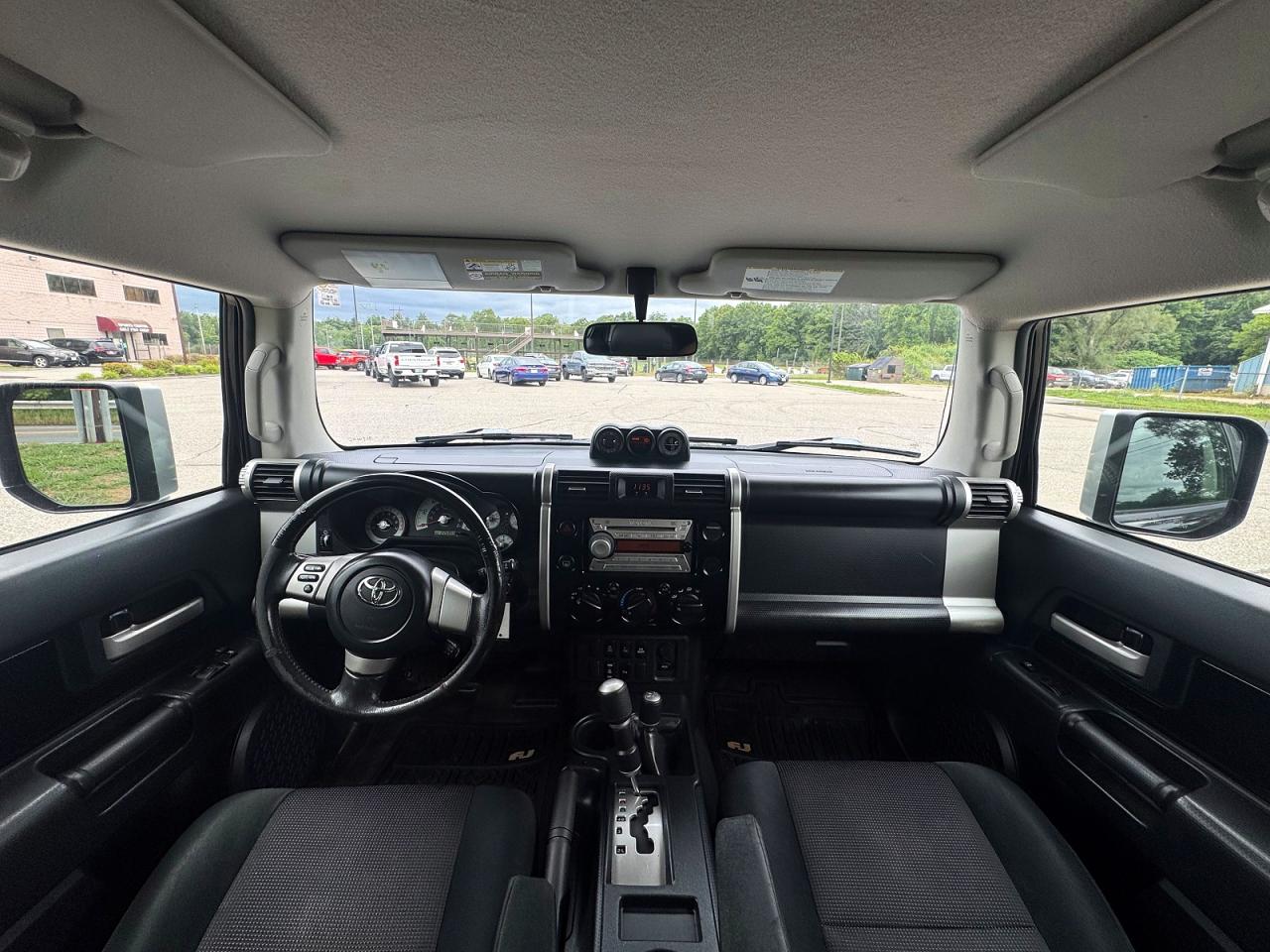 2008 Toyota Fj Cruiser Base Black vin: JTEBU11F58K032394