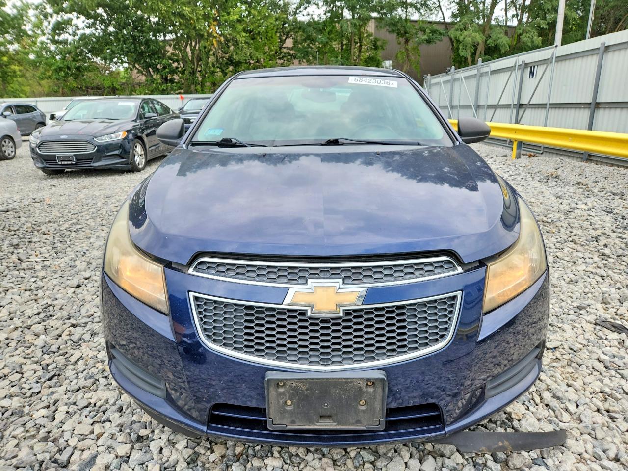 2011 Chevrolet Cruze Ls Blue vin: 1G1PC5SH0B7159044