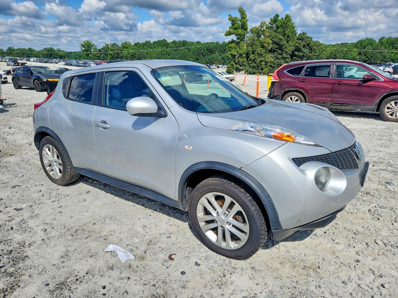 2013 Nissan Juke S Silver vin: JN8AF5MV9DT208988
