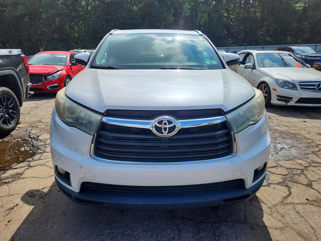 2015 Toyota Highlander Xle White vin: 5TDJKRFH4FS181870