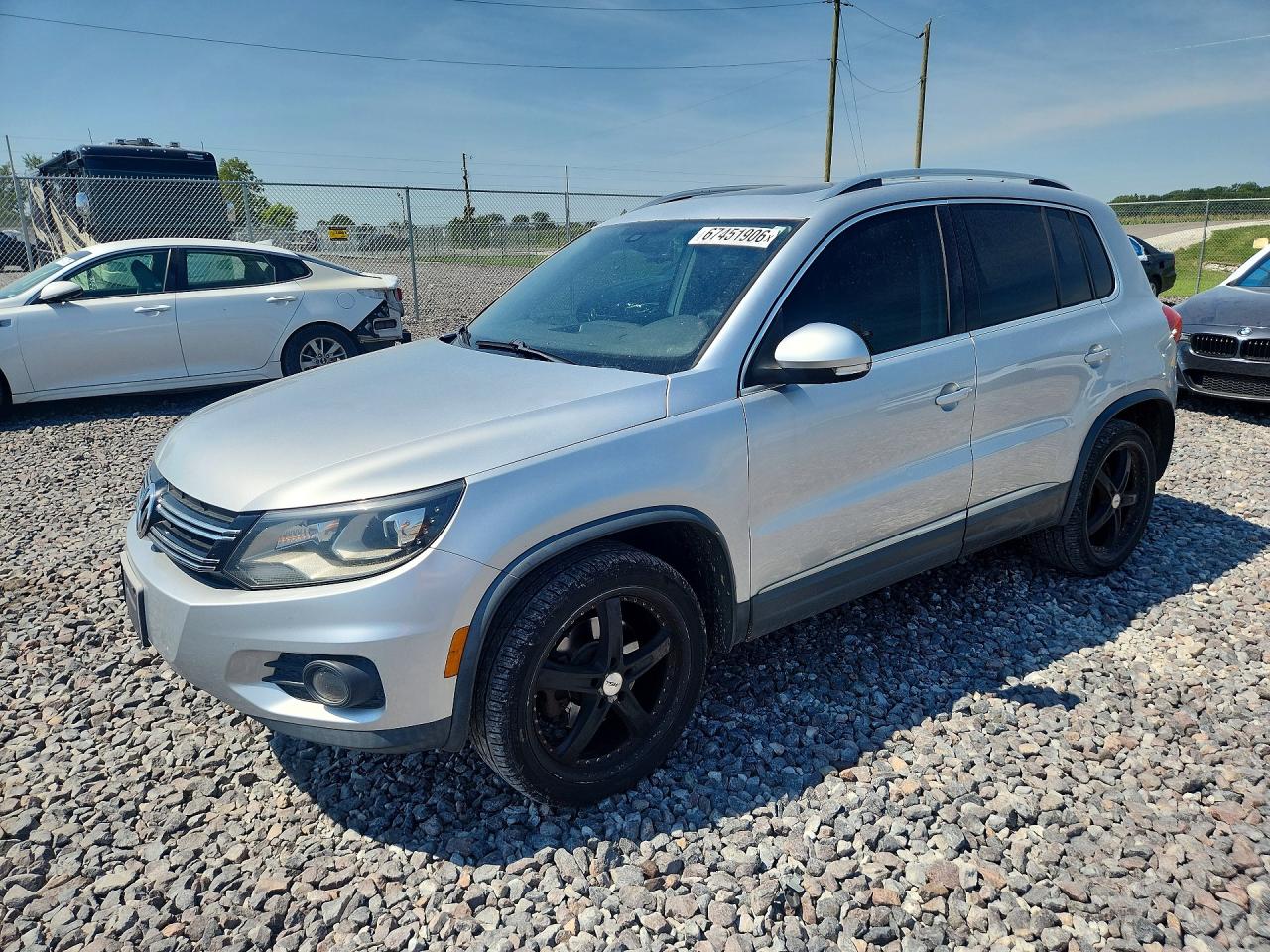2012 Volkswagen Tiguan S Silver vin: WVGBV7AX3CW595227