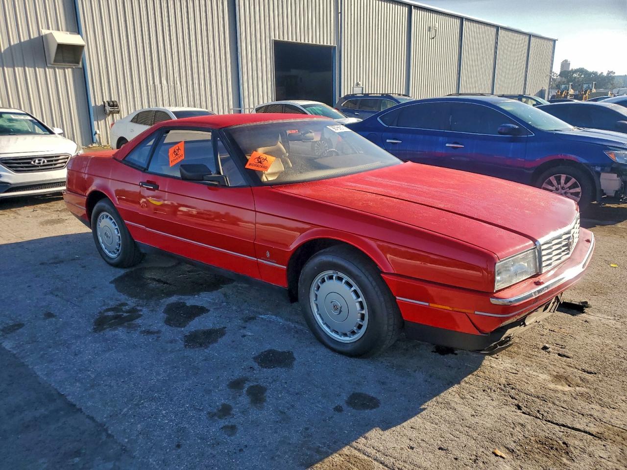 1988 Cadillac Allante Red vin: 1G6VR3174JU100365