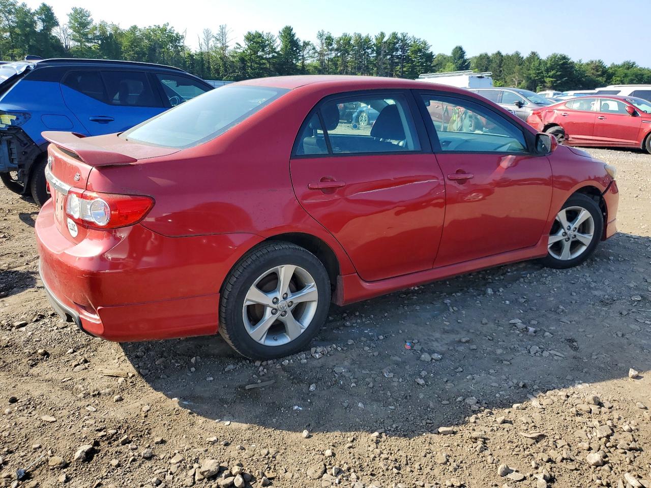 2011 Toyota Corolla S Red vin: 2T1BU4EE9BC633422