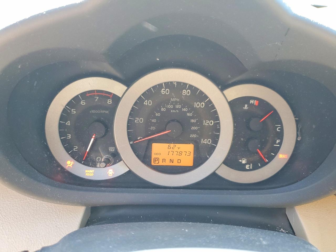 2009 Toyota Rav4 Base White vin: 2T3ZF33VX9W010333