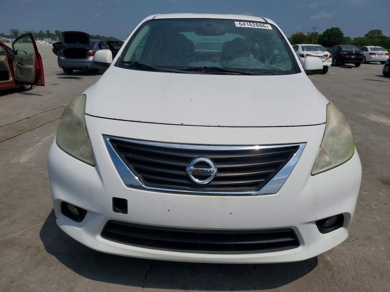 2013 Nissan Versa 1.6 S White vin: 3N1CN7AP6DL869362