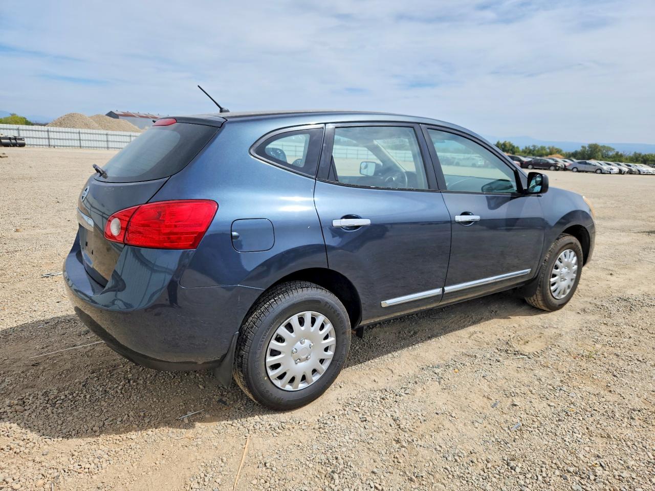 2015 Nissan Rogue Select S Blue vin: JN8AS5MT7FW650132