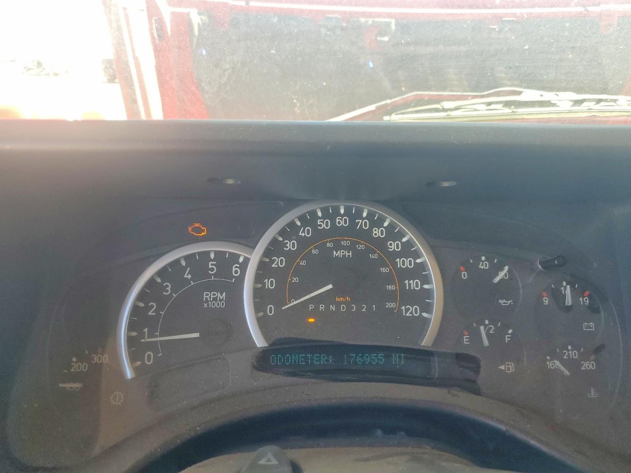 2007 Hummer H2 Red vin: 5GRGN23U47H108111