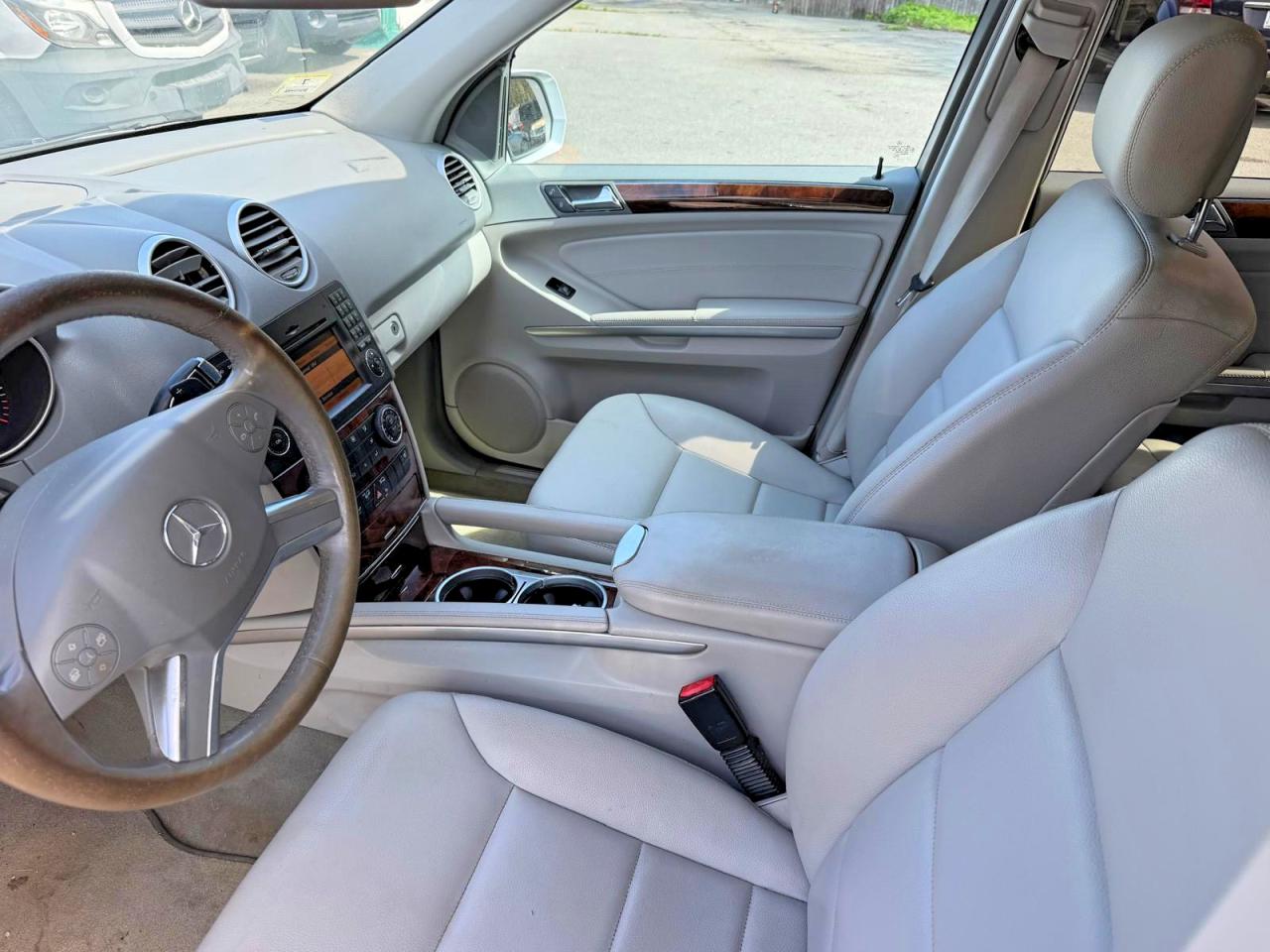 2010 Mercedes-benz Ml 350 4matic Серебряный vin: 4JGBB8GB1AA615902