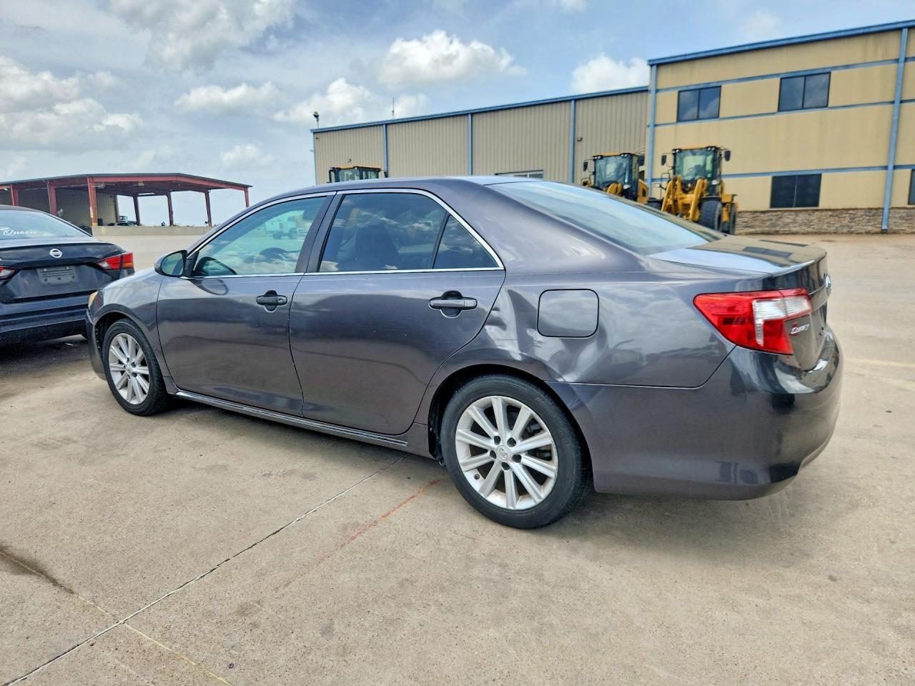 2013 Toyota Camry Le Gray vin: 4T4BF1FK8DR299873