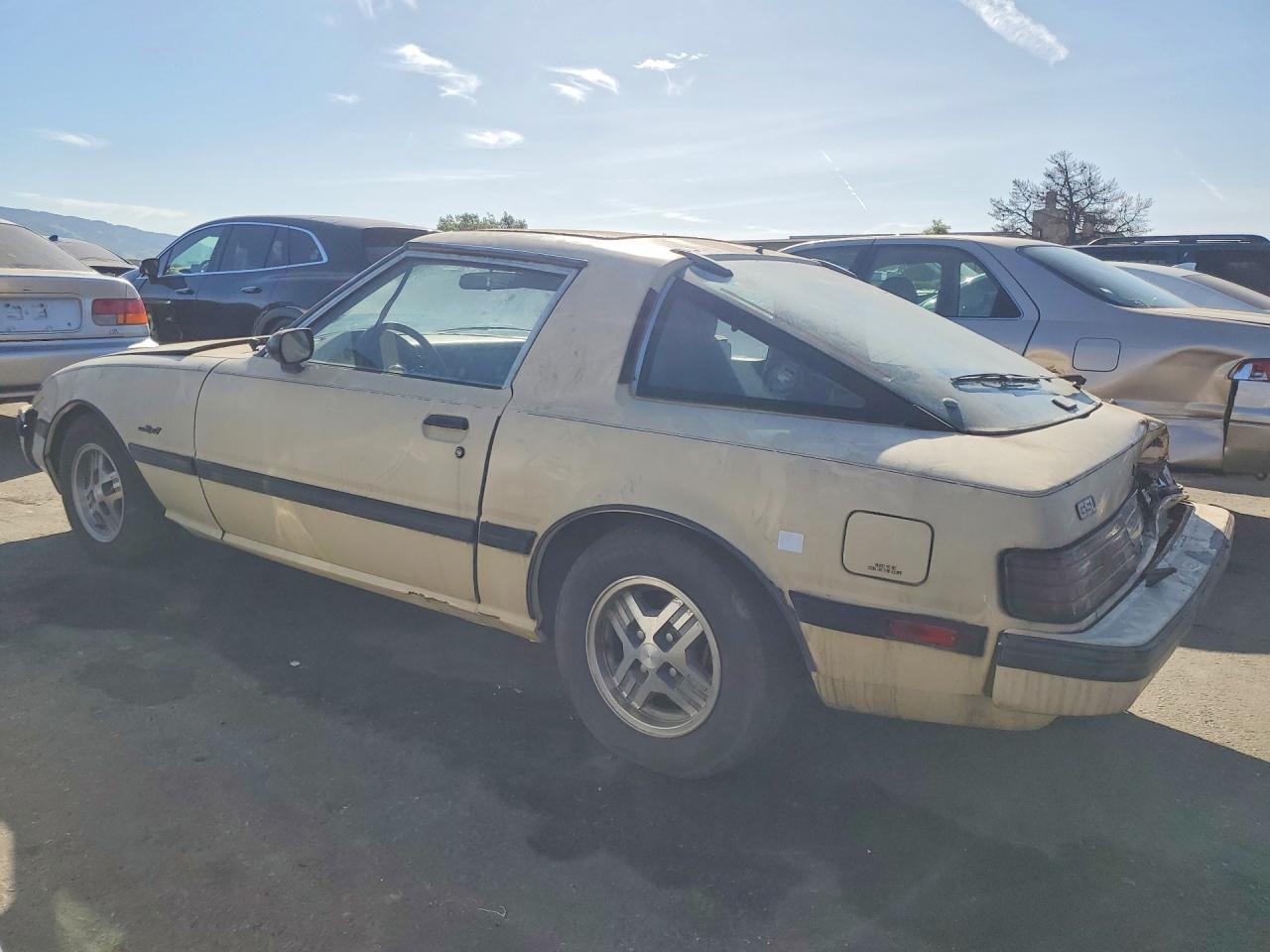1985 Mazda Rx7 12a Cream vin: JM1FB3313F0886835