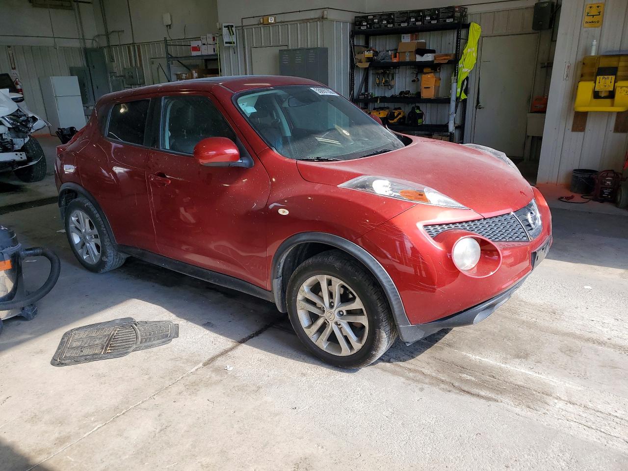 2013 Nissan Juke S Red vin: JN8AF5MV9DT218047