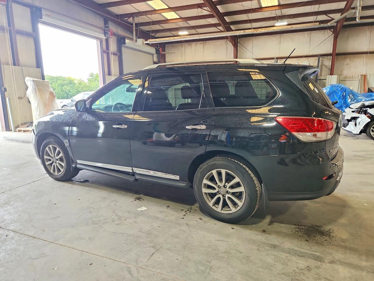 2015 Nissan Pathfinder Sl Черный vin: 5N1AR2MM1FC632401