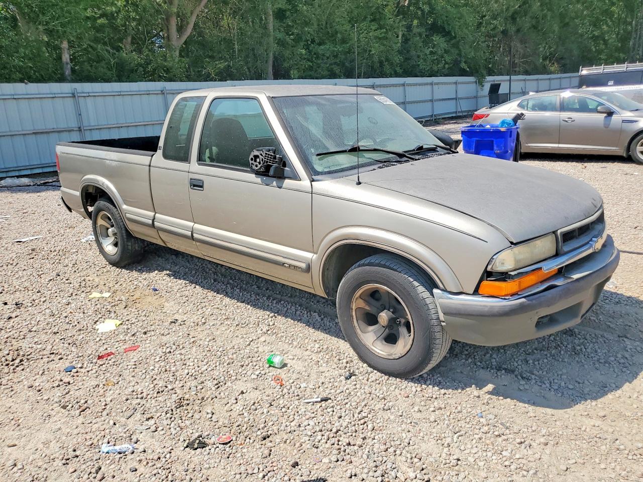 2001 Chevrolet S Truck S10 Beige vin: 1GCCS19W418145288