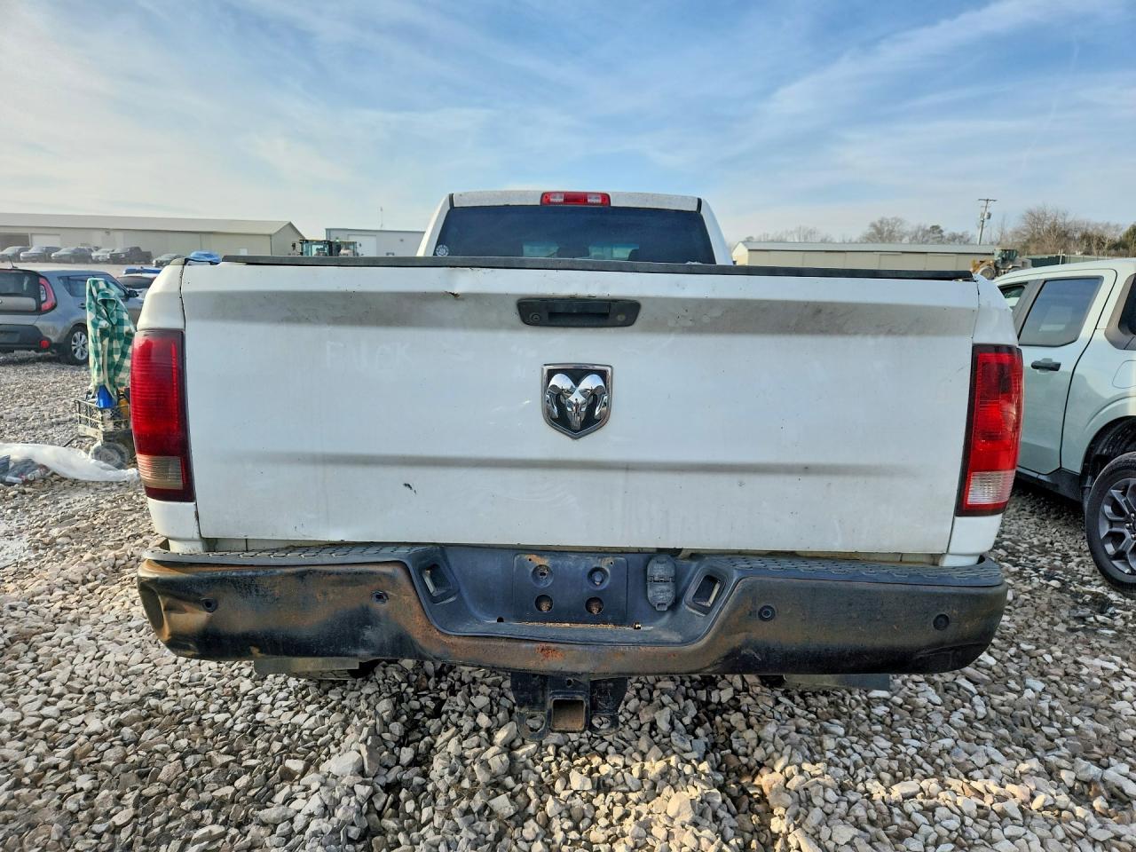 2014 Ram 2500 St Белый vin: 3C6UR4HL8EG318231